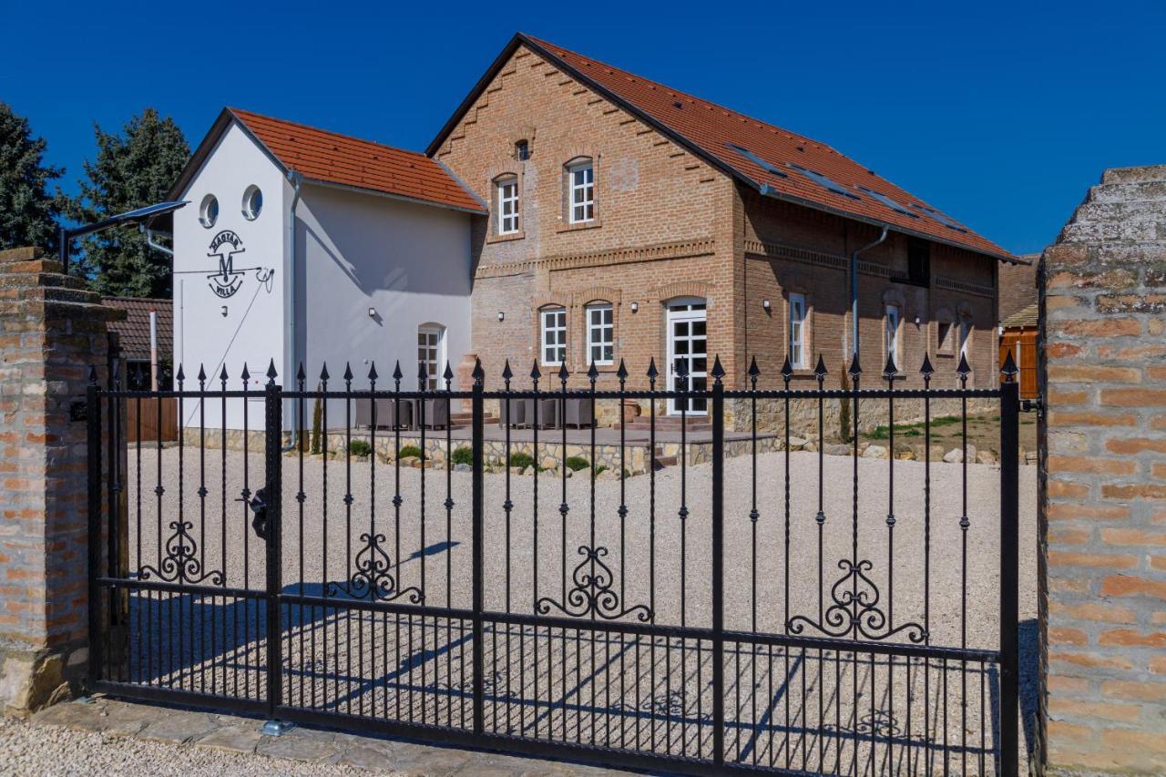 Magtar Villa Bóly Eksteriør billede