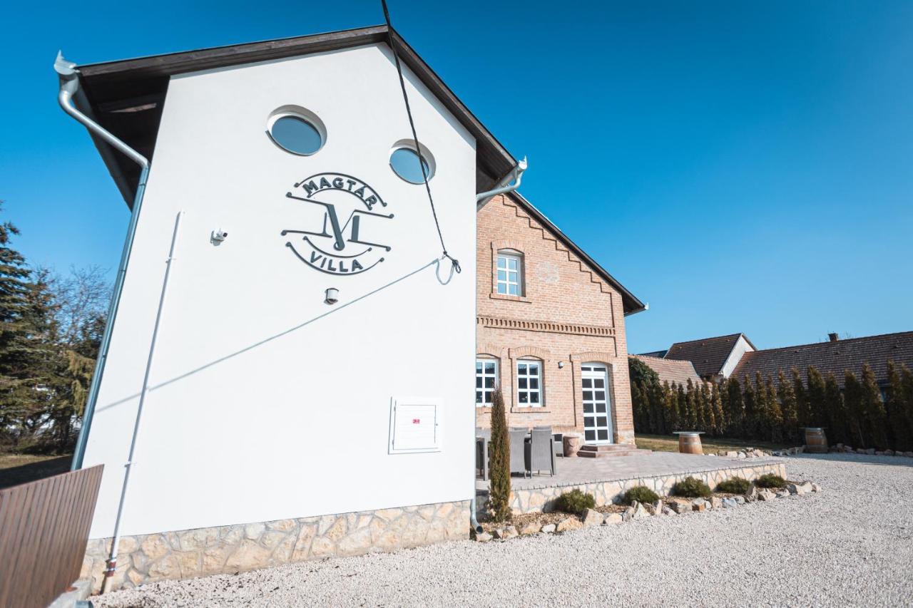 Magtar Villa Bóly Eksteriør billede